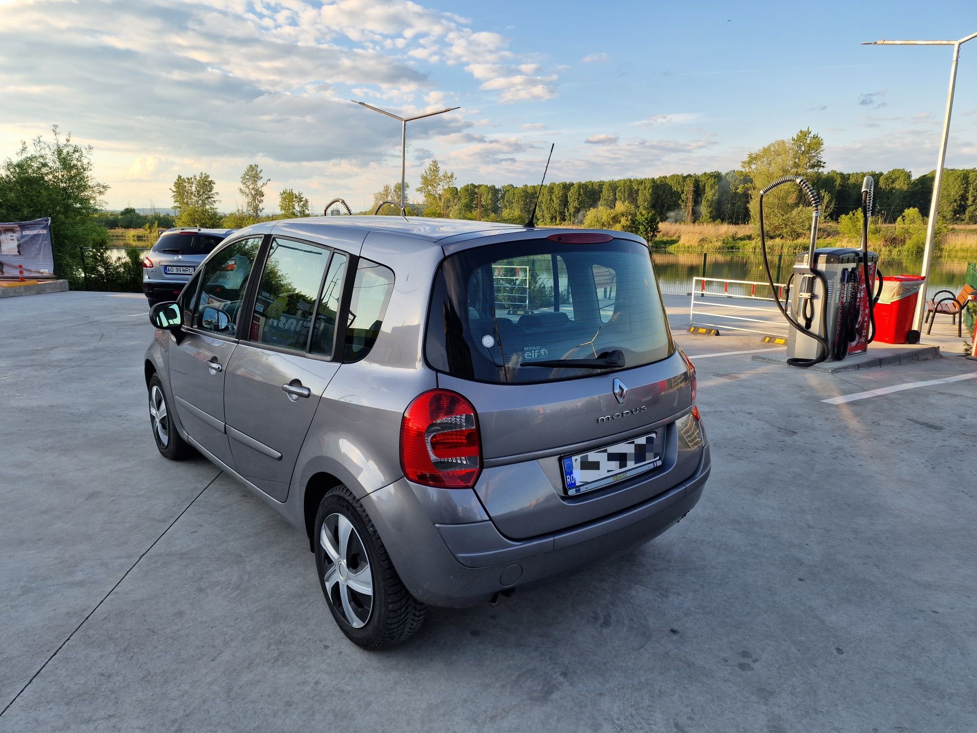 Renault Modus Impecabil 2009 Cutie Automata Motor 1.5dci 85 cp