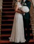Vand rochie de mireasa!