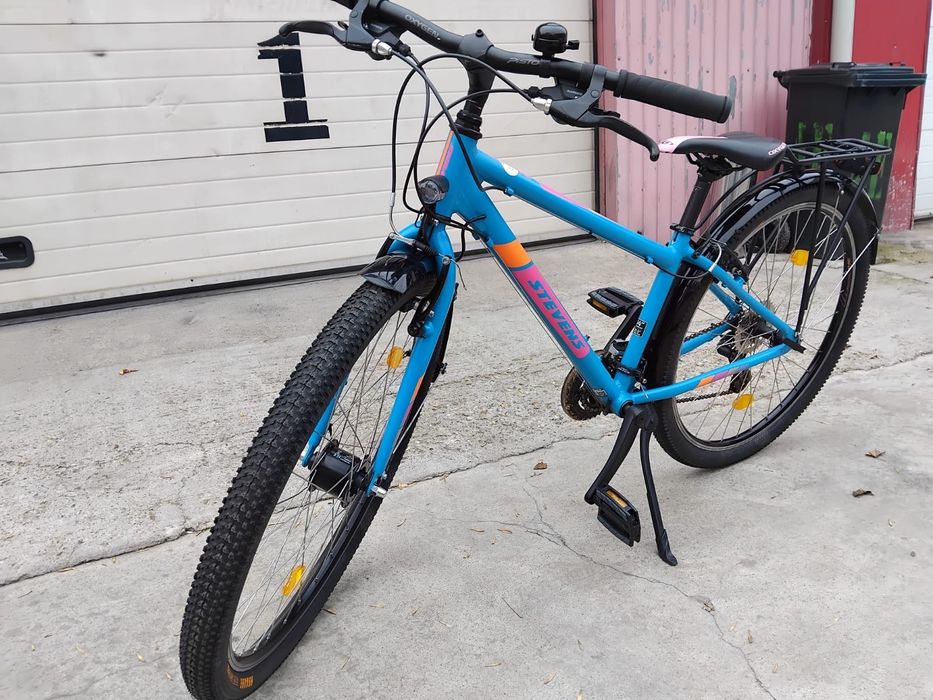 Vând bicicleta din aluminiu