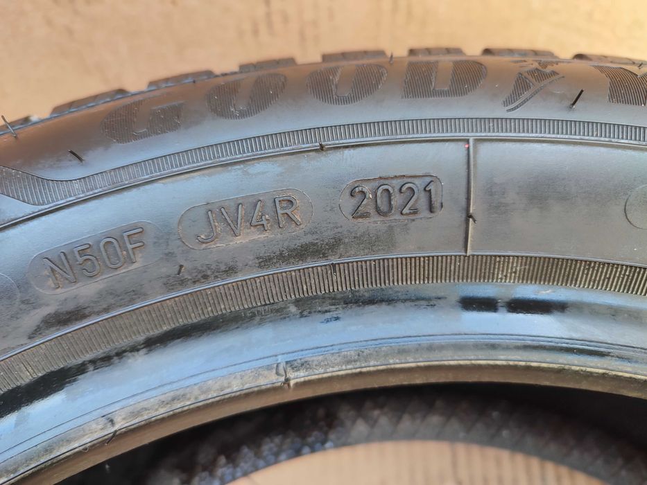 Anvelopa 205 55 16 Goodyear UltraGrip