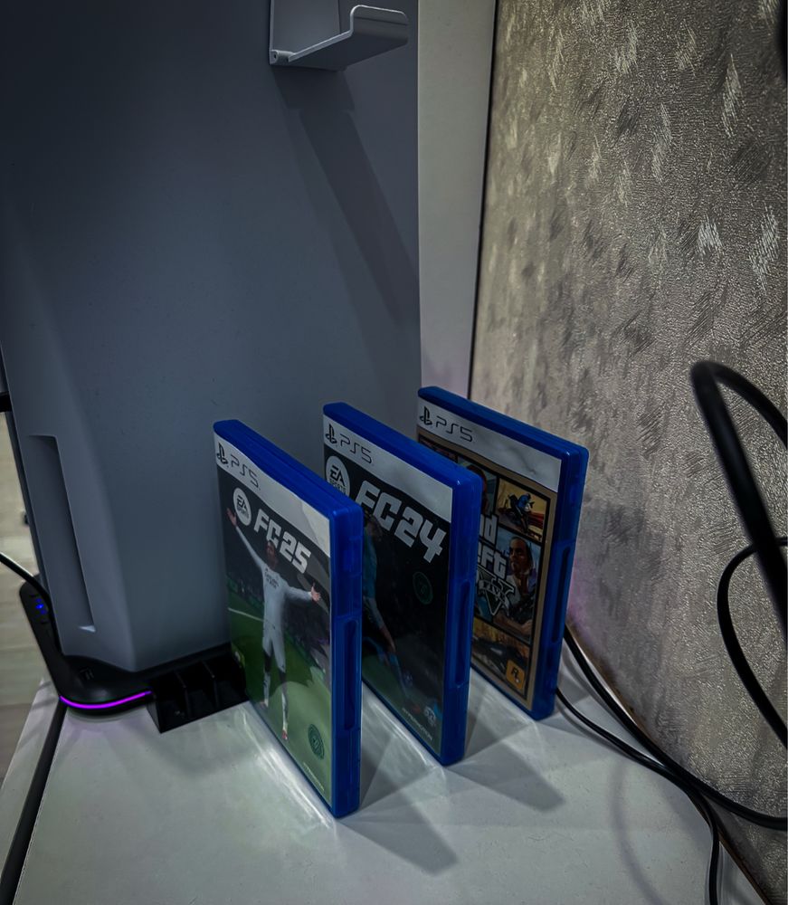 PS 5 с дисководом
