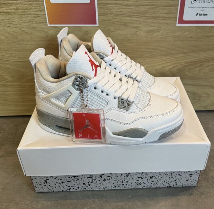 Jordan 4 Oreo Oferta