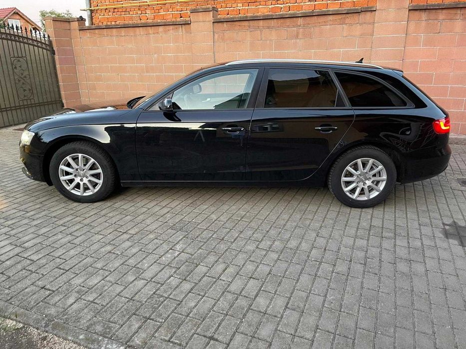 Audi A4 Avant 2.0 tdi an 2013, 177 cp