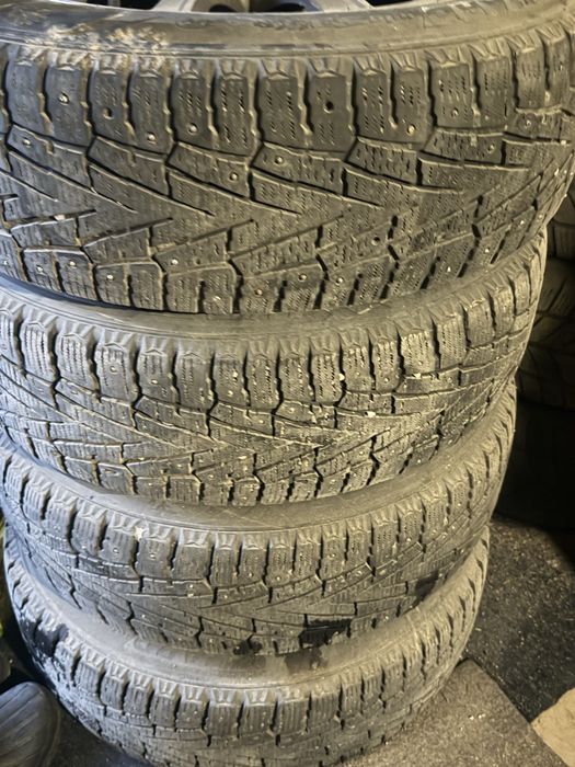 Шипованная зимняя резина с дисками