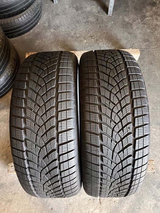 2 anvelope iarna ca NOI 235/50/20 , GoodYear , DOT 2023 , 7.8 mm