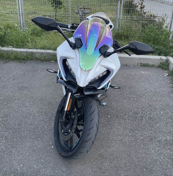Cfmoto 300 sr 2021