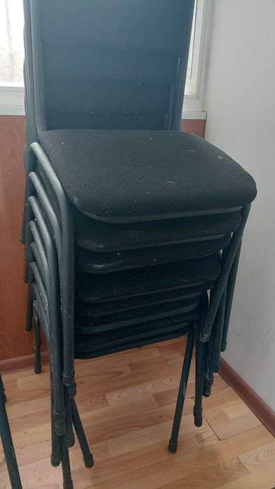 Стол, сатылады..