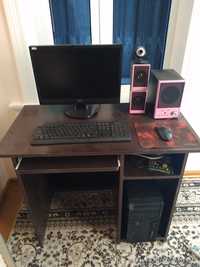 Kompyuter + stol + kolonkalar + naushnik + webkamera