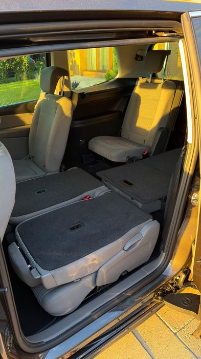 Vând Seat Alhambra 2017