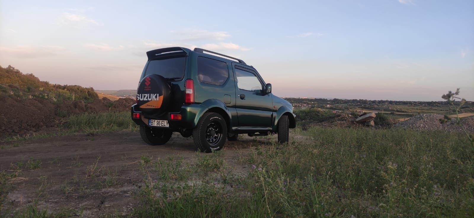 Vând Suzuki Jimny 4x4