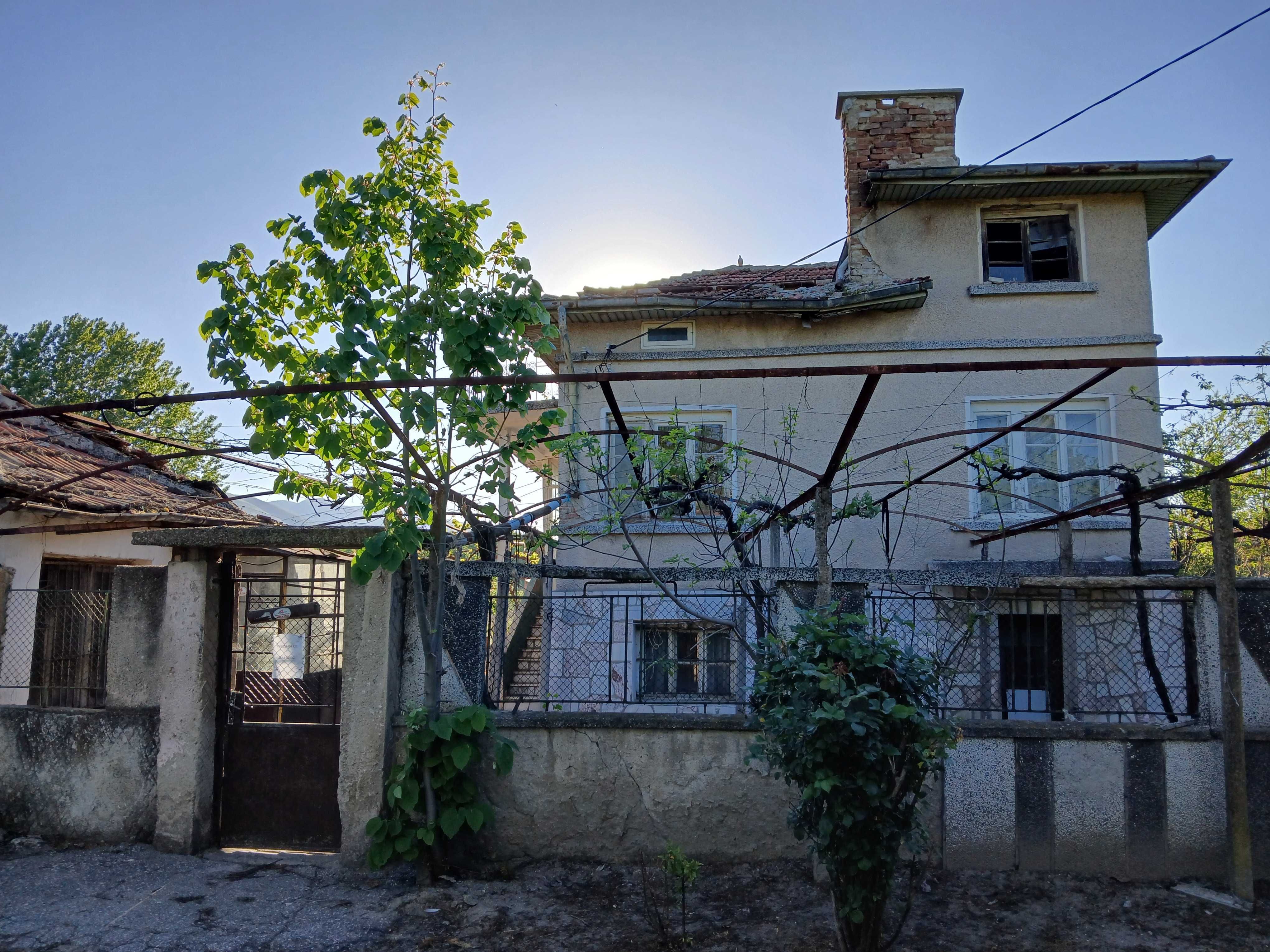 Къща в с. Ляхово,общ. Пазарджик