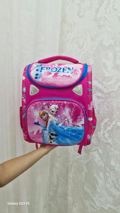 Почти новая сумка для школы