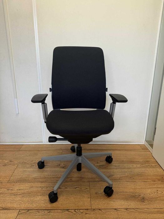 Refurbished Steelcase Amia