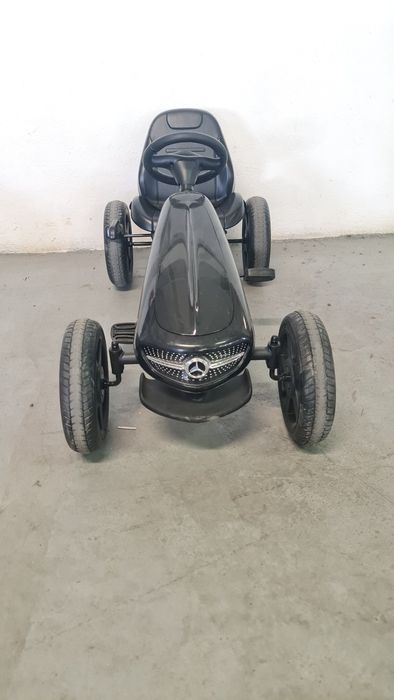 Kart Mercedes cu pedale pentru copii