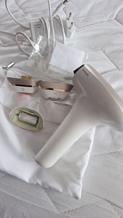 Epilator Philips Lumea IPL impecabil (epilare definitiva)