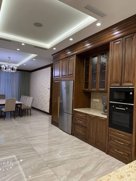 Дом Олтин Мерос махалля 750 кв.м