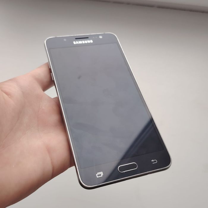 Продам Самсунг g5