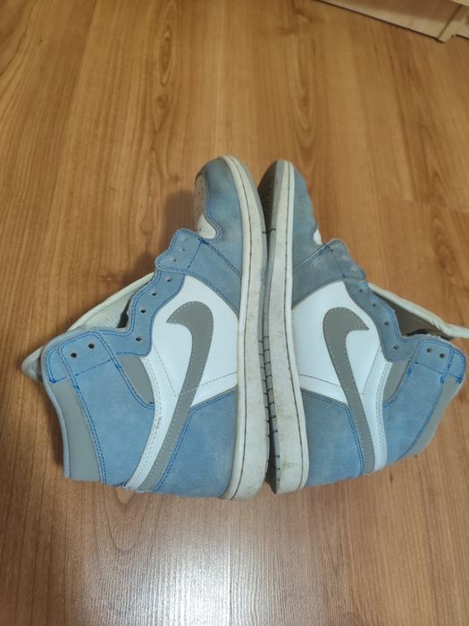 jordan 1 hyper royal