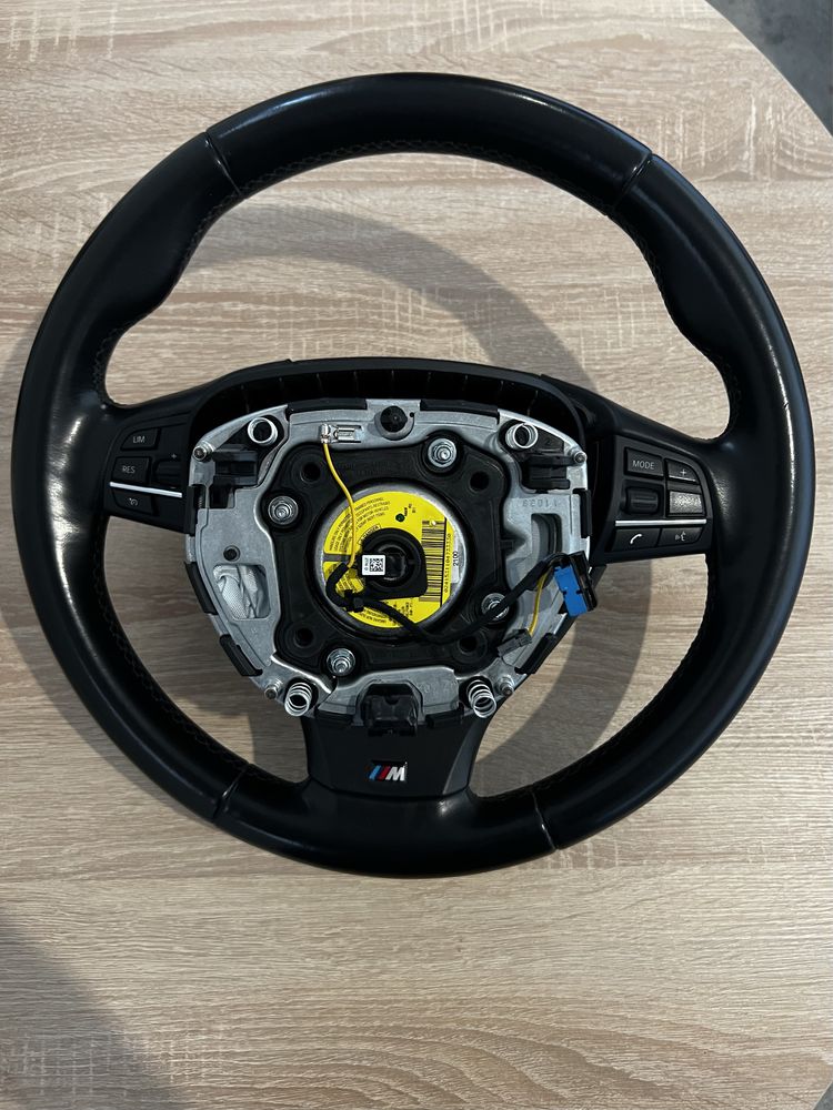 Оригинален спортен М волан за BMW F10/F11 + Оригинален BMW Airbag