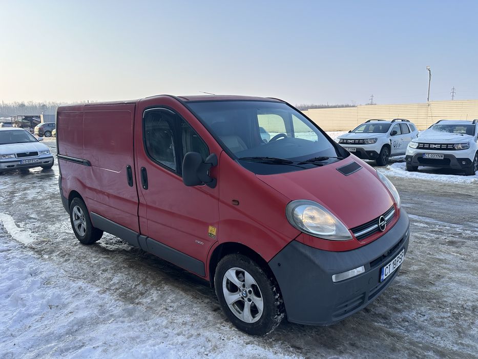 Opel Vivaro/2004/1.9DCI/Factura+fiscal-2.490€