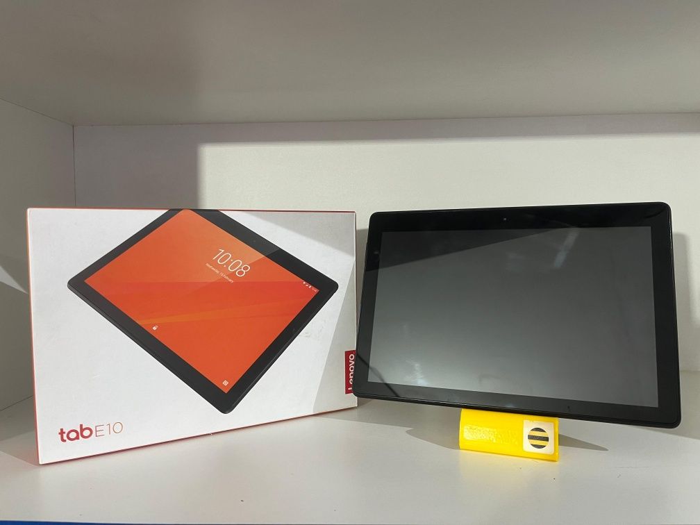 Продам планшет Lenovo Tab E10