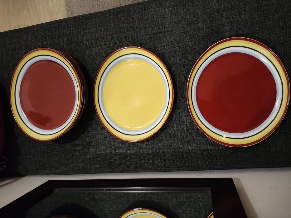 Комплект 6 чинии, цветни, английски