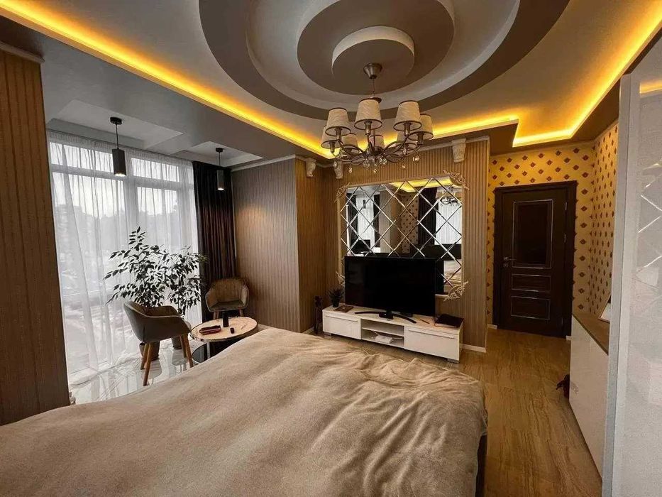 Дава се под наем Двустаен апартамент в София, Зона Б-18 - 68 кв.м за 765 € - Снимка #1