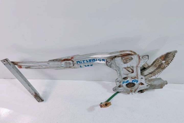 Macara  Dreapta Fata  0621006524 Mitsubishi L200 a 3-a generatie