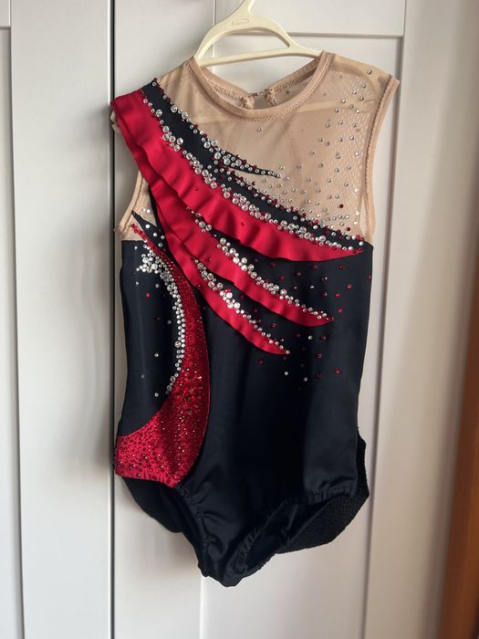 Прокат купальника для художественной гимнастики на 7-9 лет