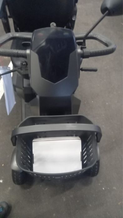 Vanzare scutere ptr oameni cu dizabilitati