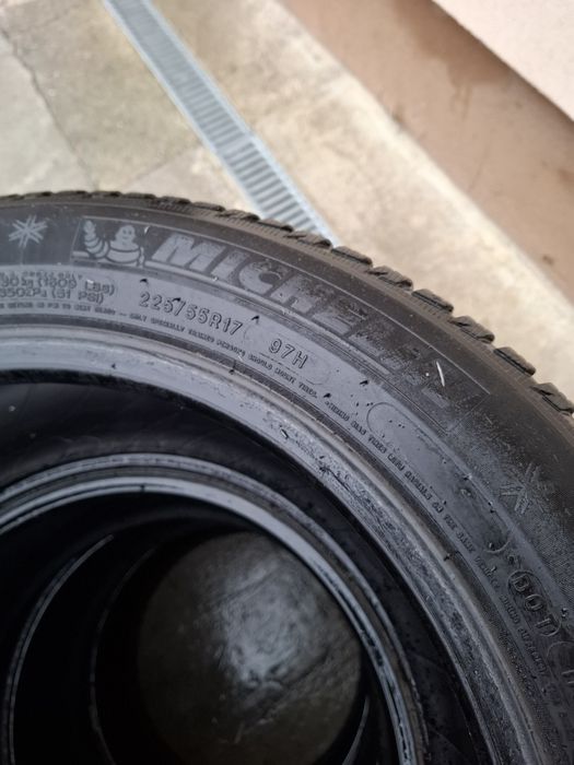 Cauciucuri iarnă 225 55 17 Michelin