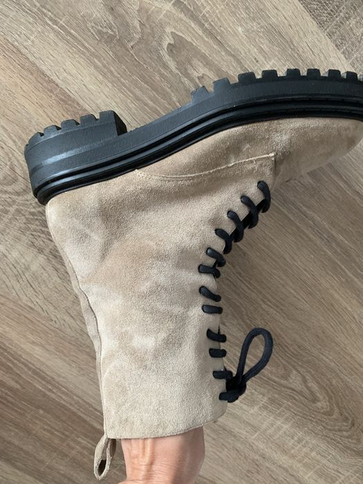 Ghete/ Bocanci piele intoarsa Massimo Dutti