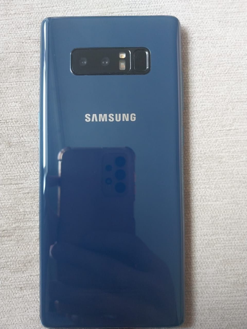 Продам samsung Galaxy Note 8