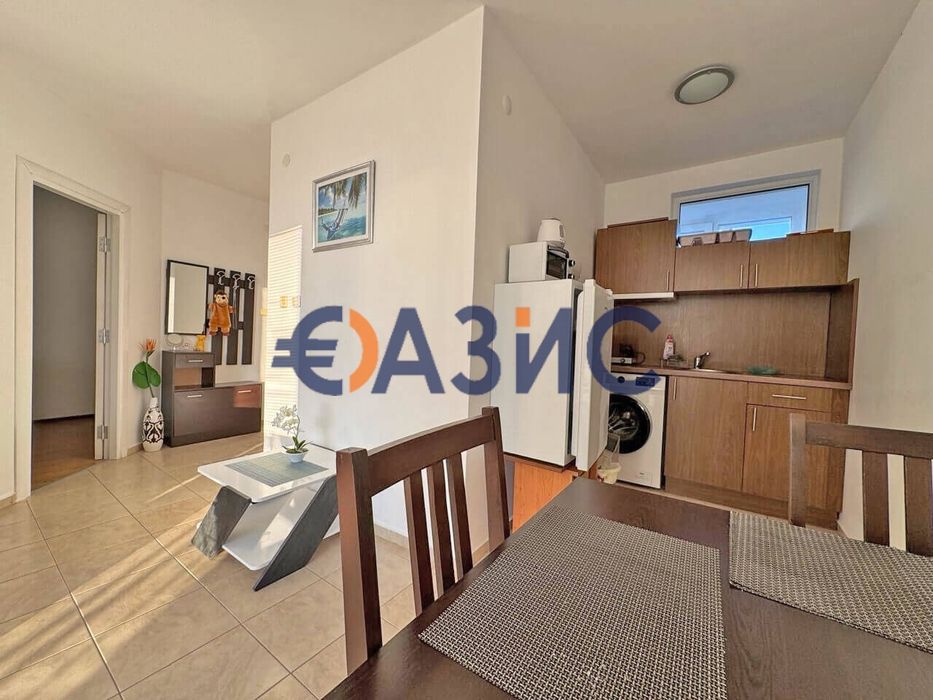 Продава се Двустаен апартамент в Свети Влас - 55 кв.м за 1491 €/кв.м - Снимка #6