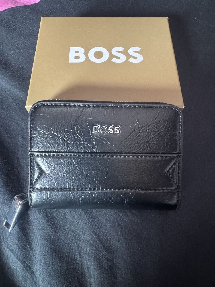 Дамско протмоне Boss