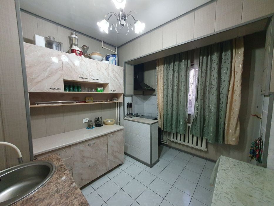 Юнусабад 7 квартал. Продается квартира 1/2/4