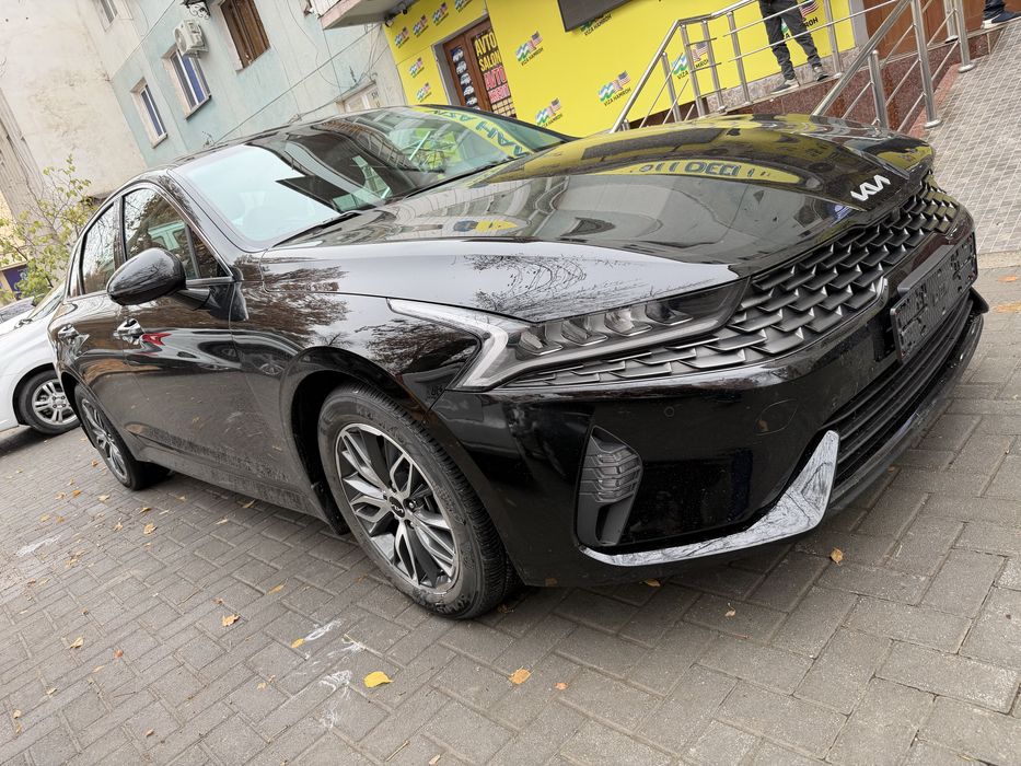 Kia k5 full bez luk 6poz. Toza