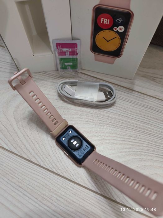 Смарт часовник HUAWEI Watch Fit Sakura Pink розов