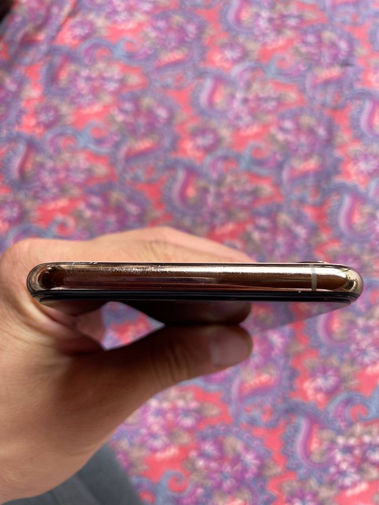 Iphone Xs Max sotiladi