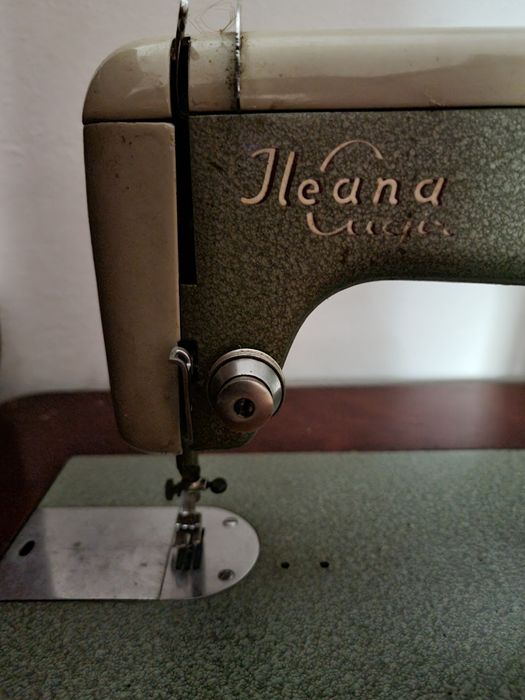 Masina de cusut Ileana