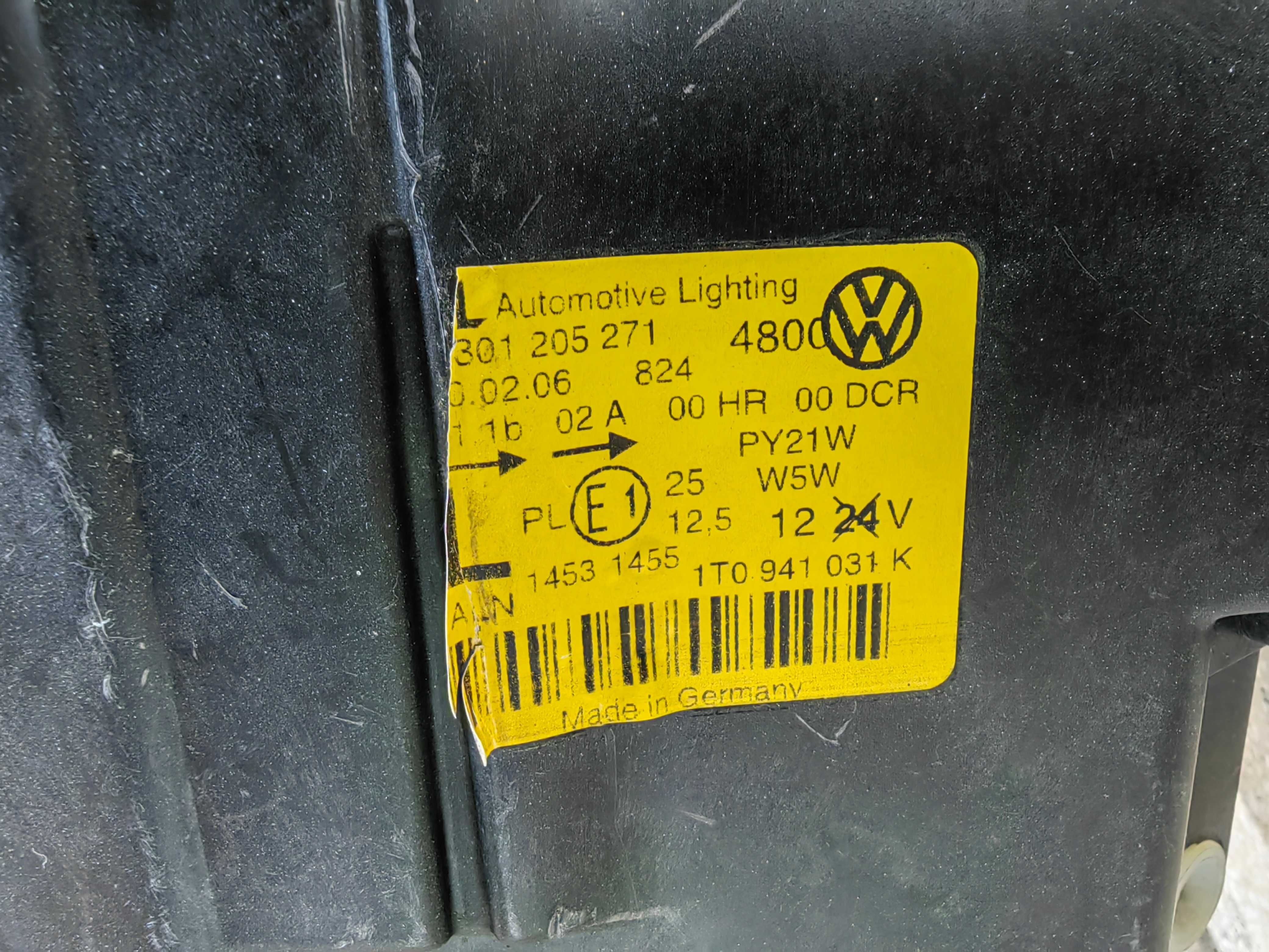 Фар VW Touran Фар Caddy Xenon ляв/Фар Туаран/Фар Кади Оригинален
