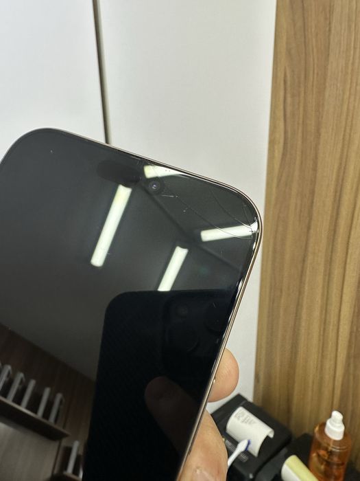 iphone 16pro max 256gb 100%, oyna darz ketkan, korpus ideal