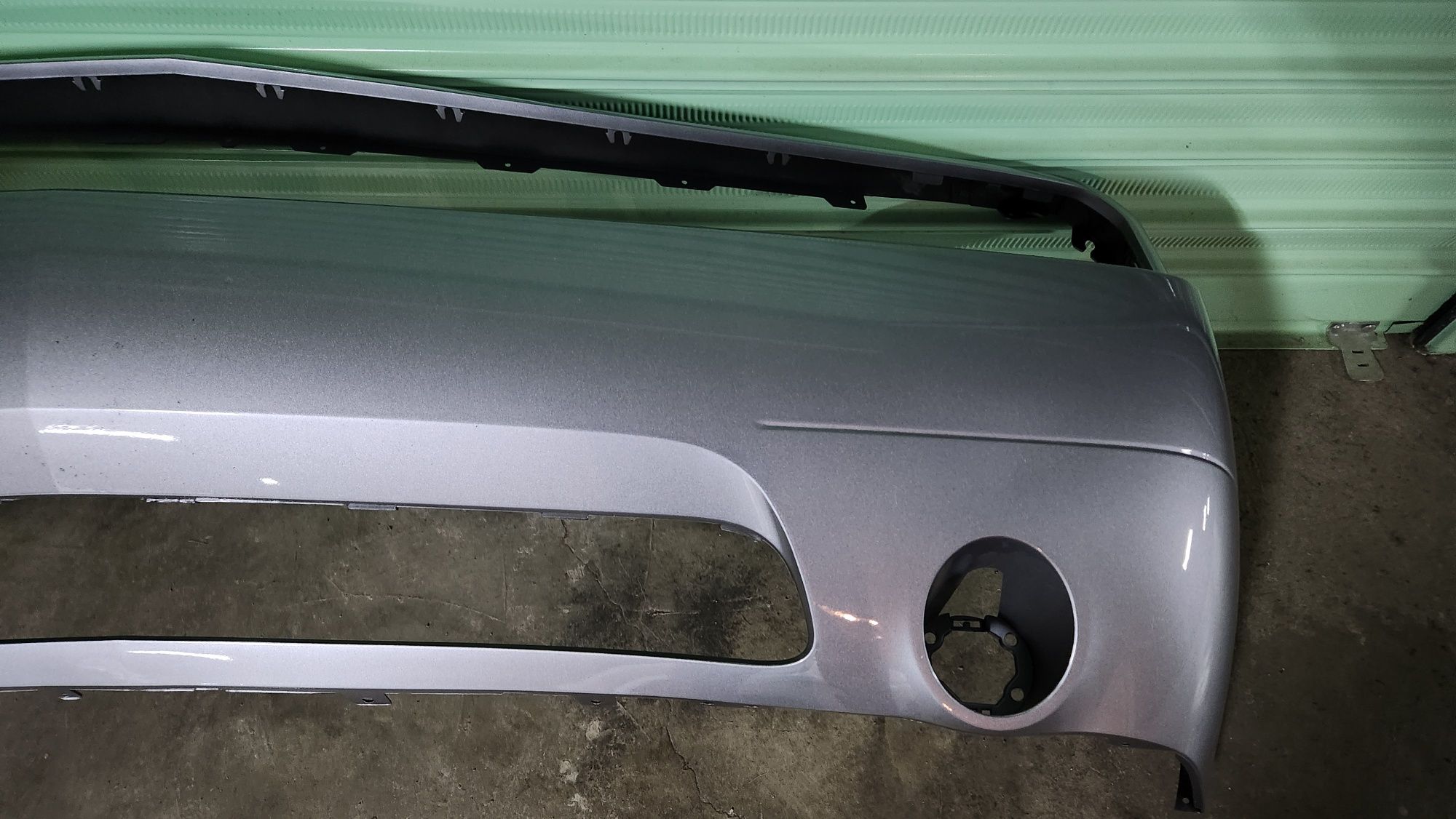 Необорудвана предна броня за Dodge Challenger 2008-2014