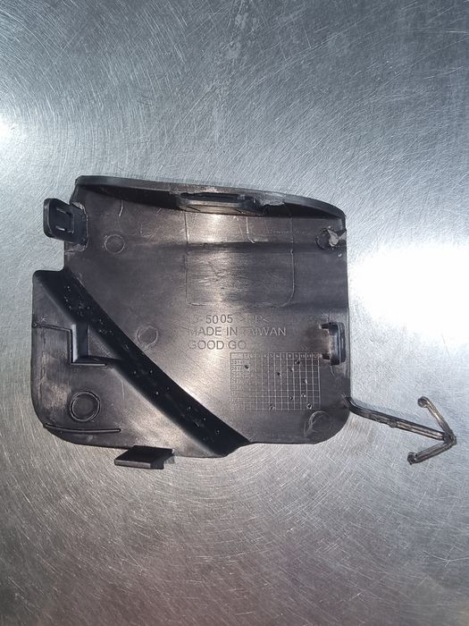 Капачка аварийна кука Мазда 3  2009-2016