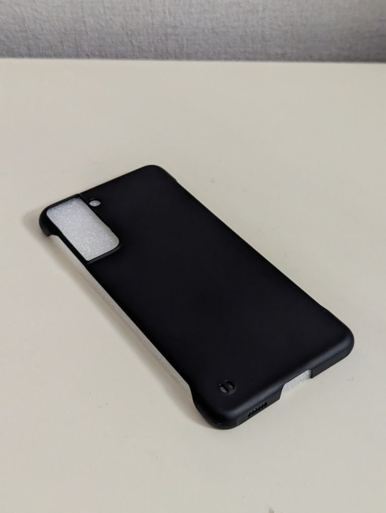 Чехлы для Samsung S21