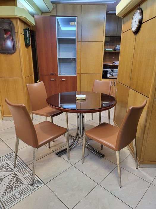 Masa rotunda + 4 scaune