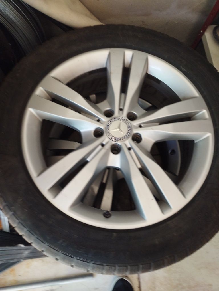 Джанти с гуми Mercedes MI W166