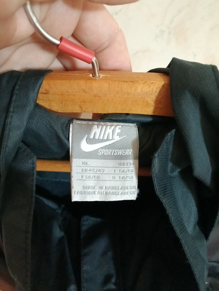 Nike windbreaker яке