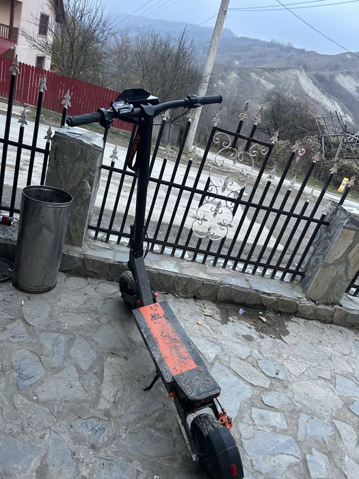 Vand trotineta electrica