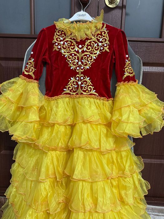 Продам  национальное платье для девочки 10-12 лет